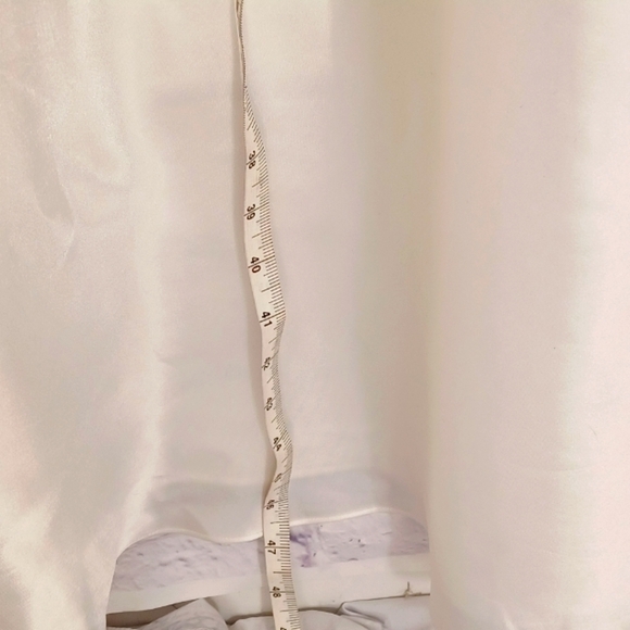 Vintage Signature Expressions Ivory Satin Lace Trim Nightgown Size‎ M Pre-Owned - Picture 6 of 15